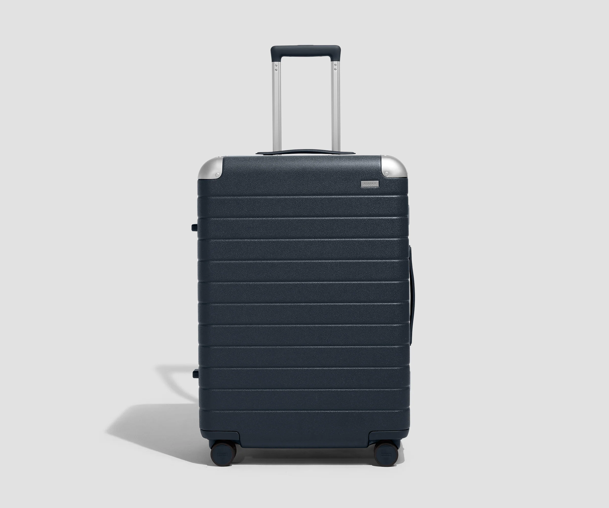 The Aluminum Edge Medium in Navy Blue