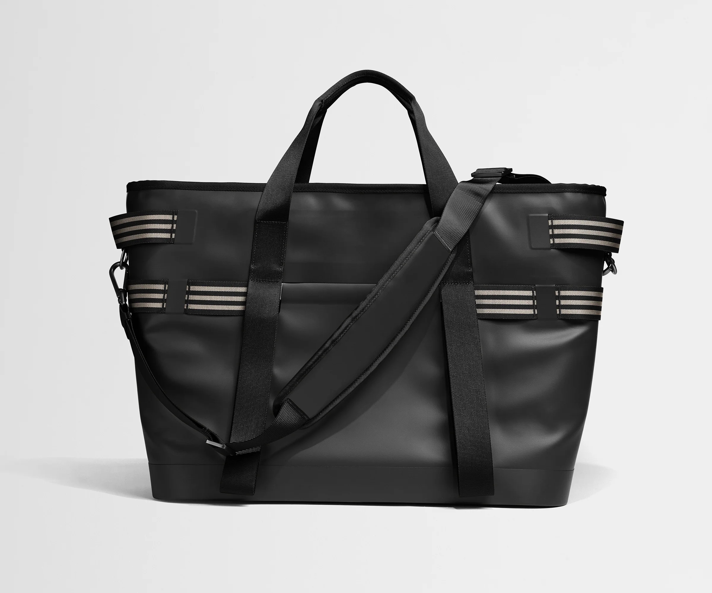 Cooler Tote in Jet Black