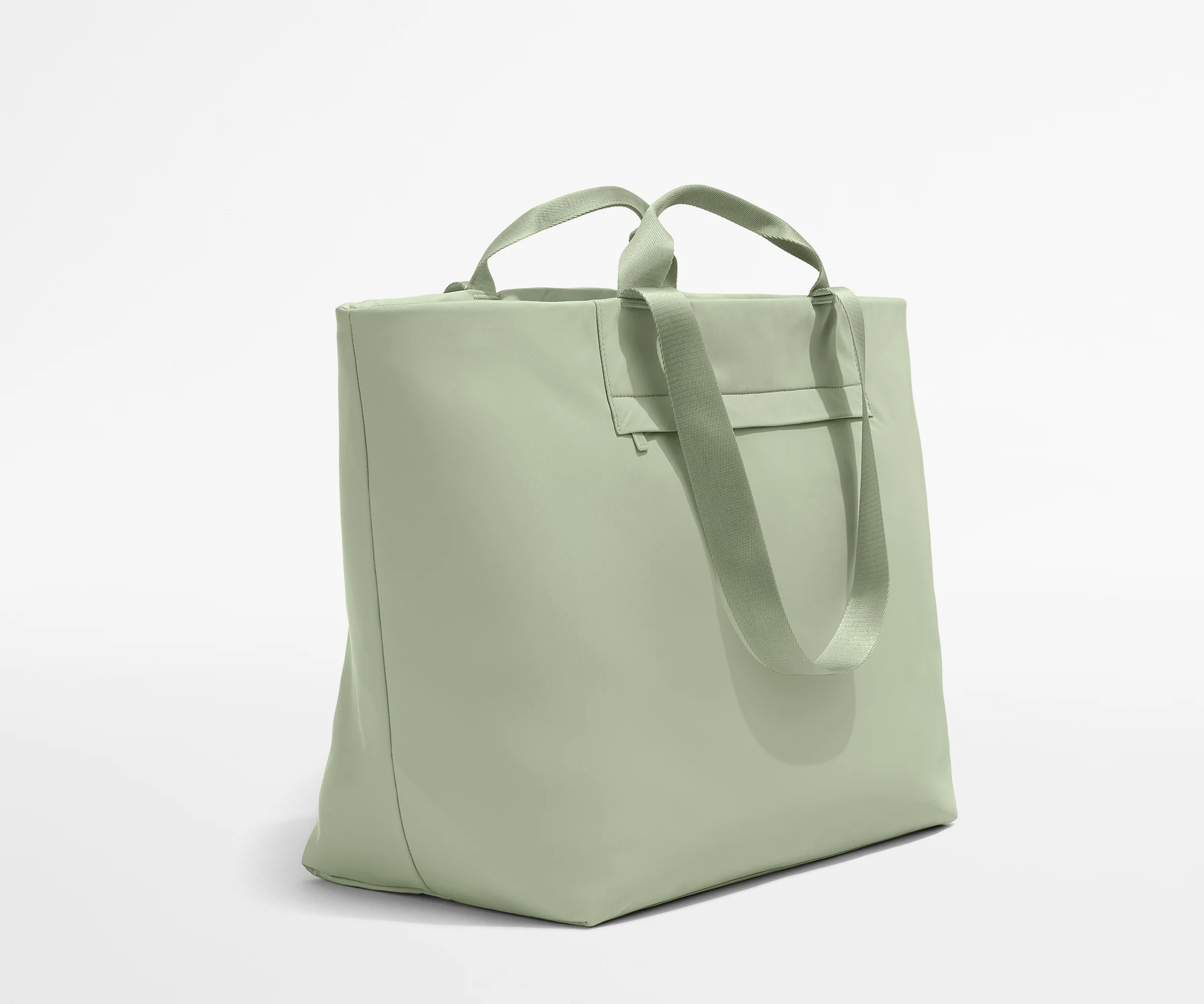 Angled view of the Large Featherlight Tote