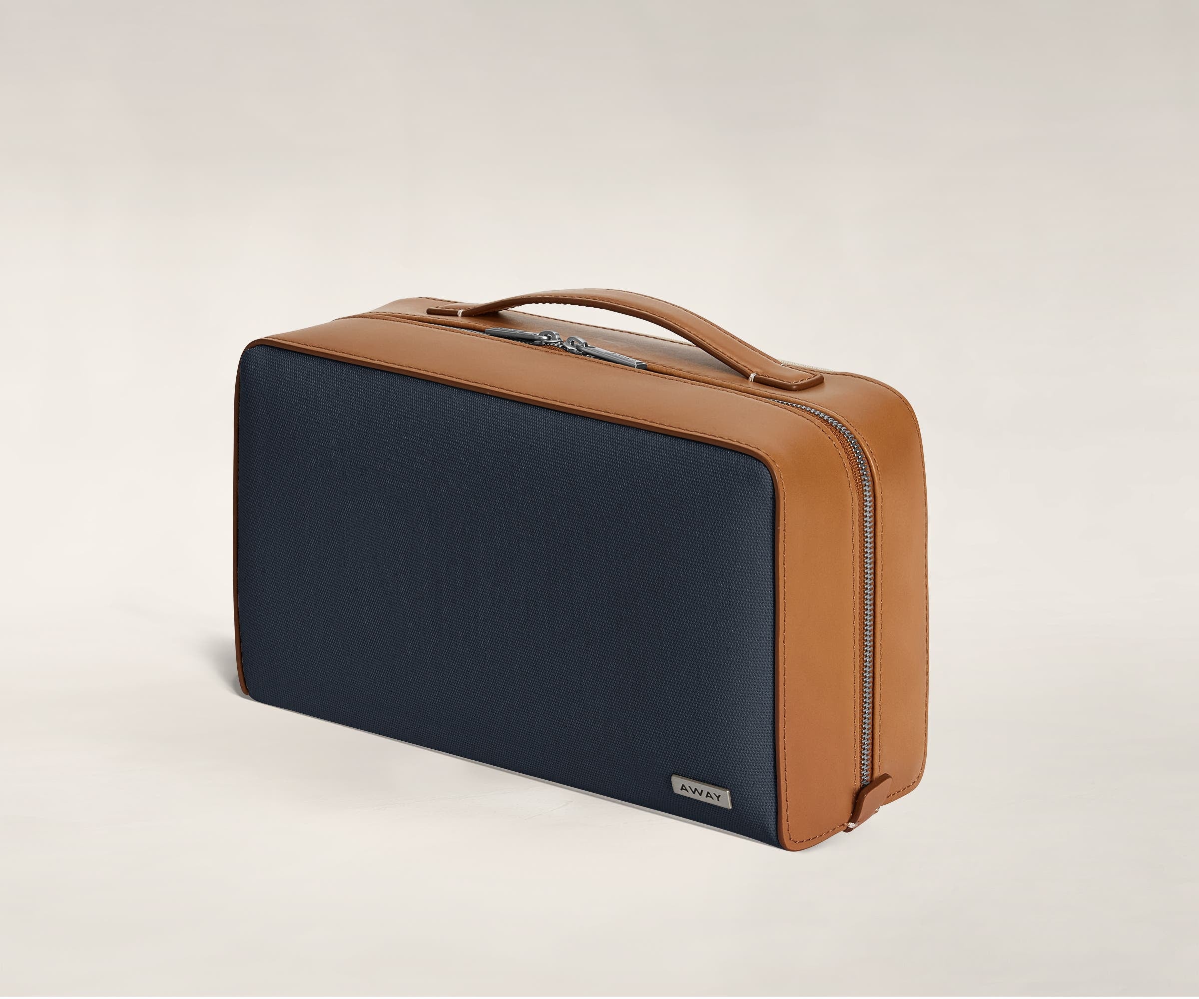 The Large Toiletry Bag | Marine