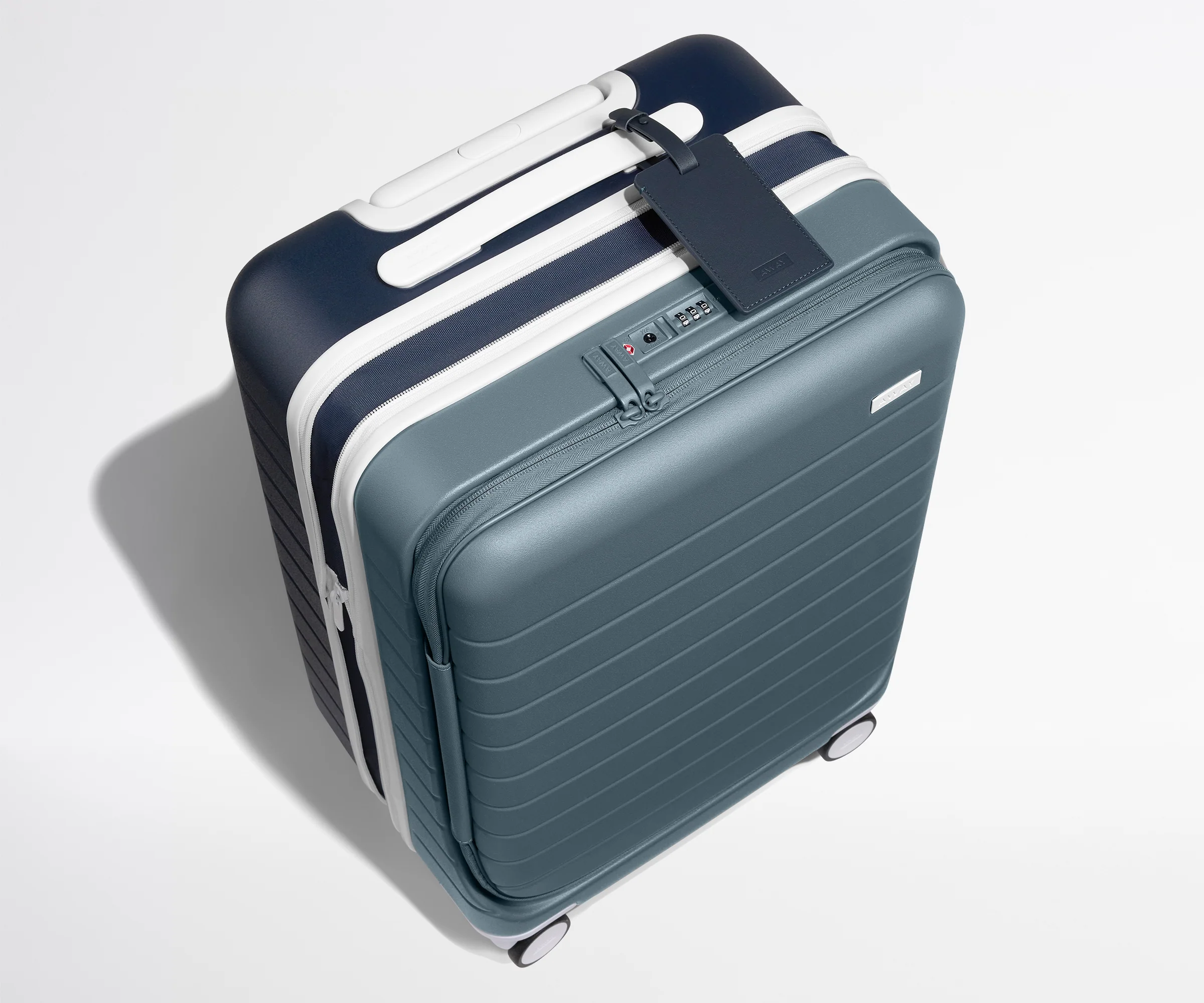 Topside Bigger Carry-On in Cruise