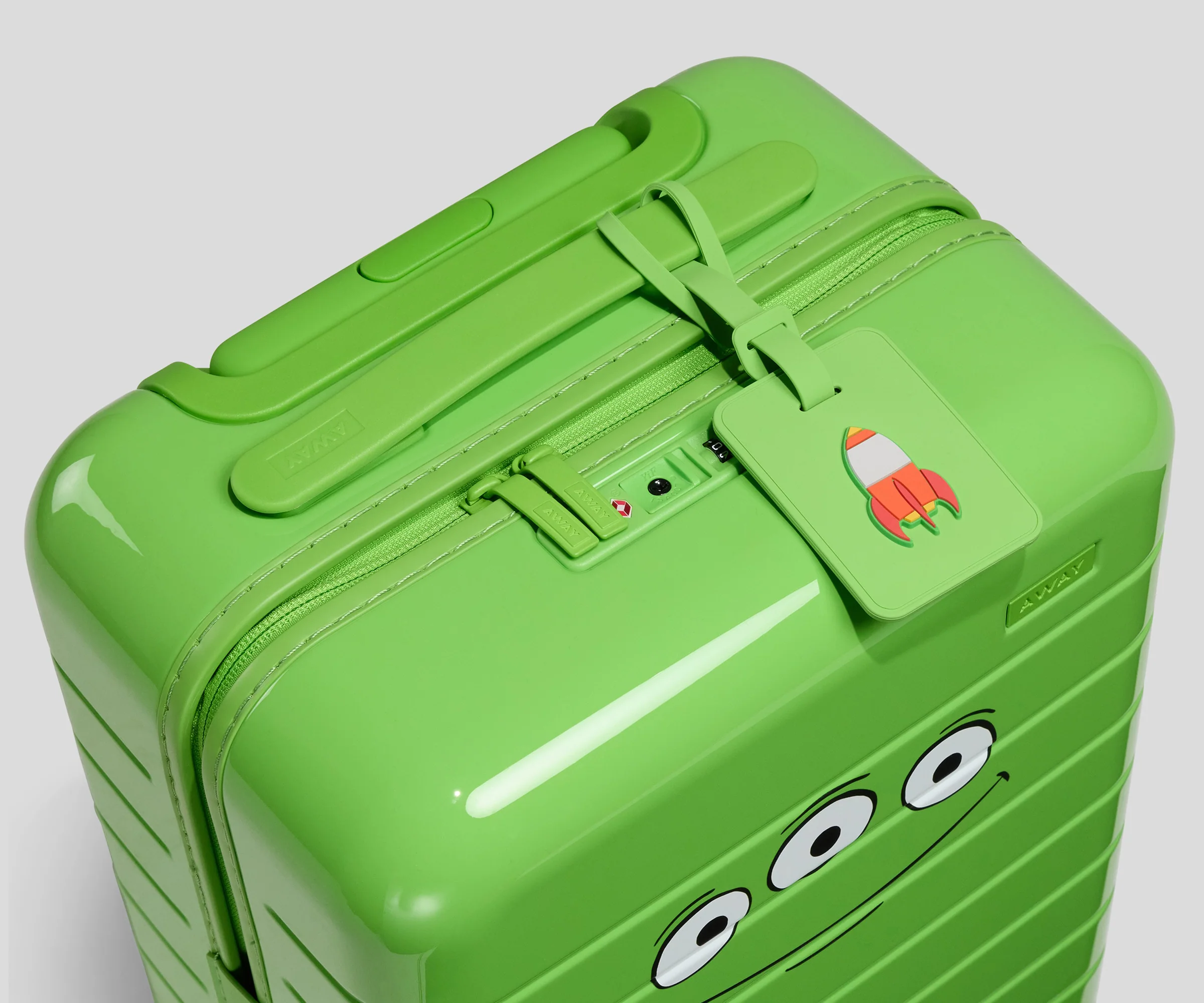 The Kids Carry-On in Alien Green